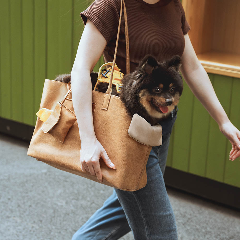 Vogue Eco-friendly Dupont Waterproof Pet Carrier - City Roamer