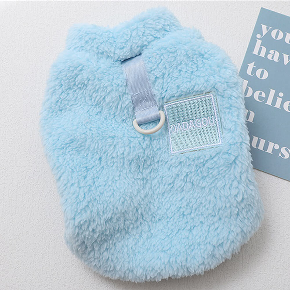 Chaleco de perro difuso cómodo y elegante: perfecto para caminatas de invierno