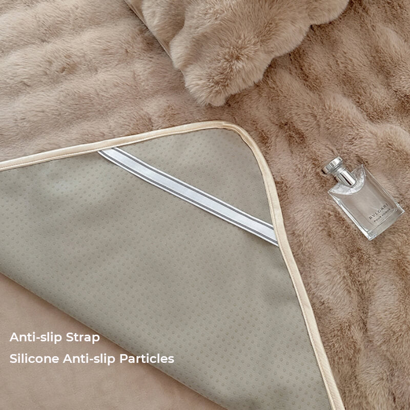 Deluxe Faux Rabbit Fur Anti-Slip Instited Sheet Matchel