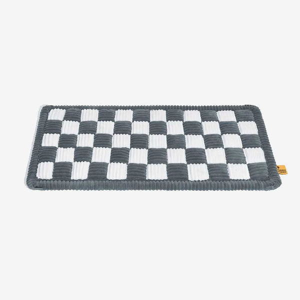 Cozy Plaid Non-Slip Dog Bed Mat for Car Seat Extender