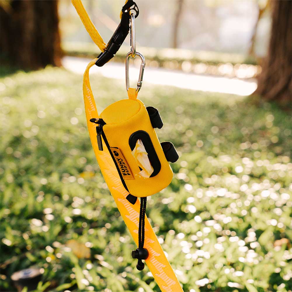 Dispensador de bolsas de caca de correa impermeable FunnyFuzzy - Flexi Walker