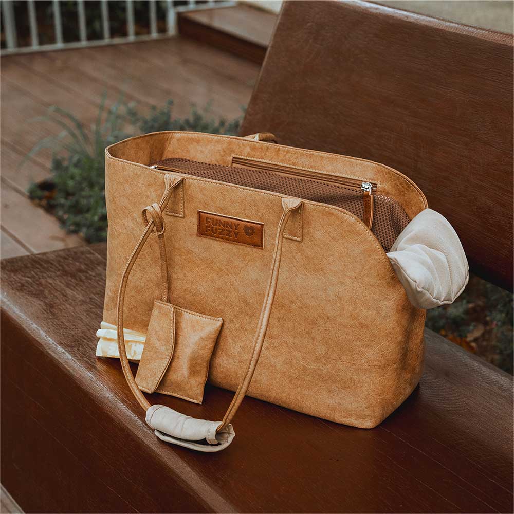 Vogue Eco-friendly Dupont Waterproof Pet Carrier - City Roamer