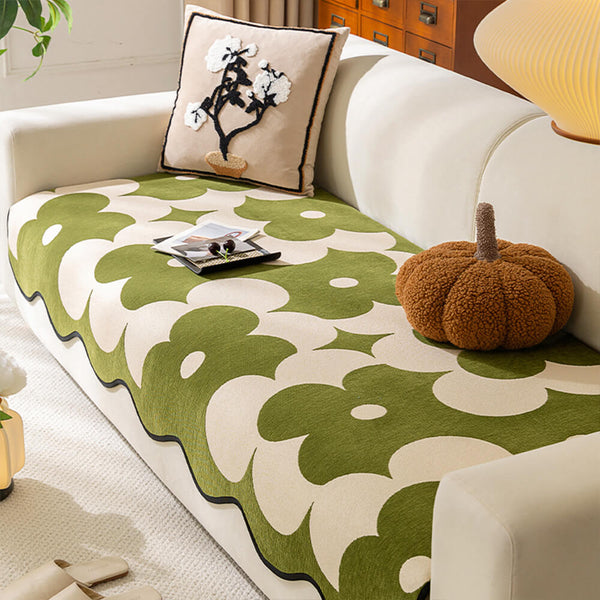Elegante cubierta de sofá de chenilla floral con borde ondulado