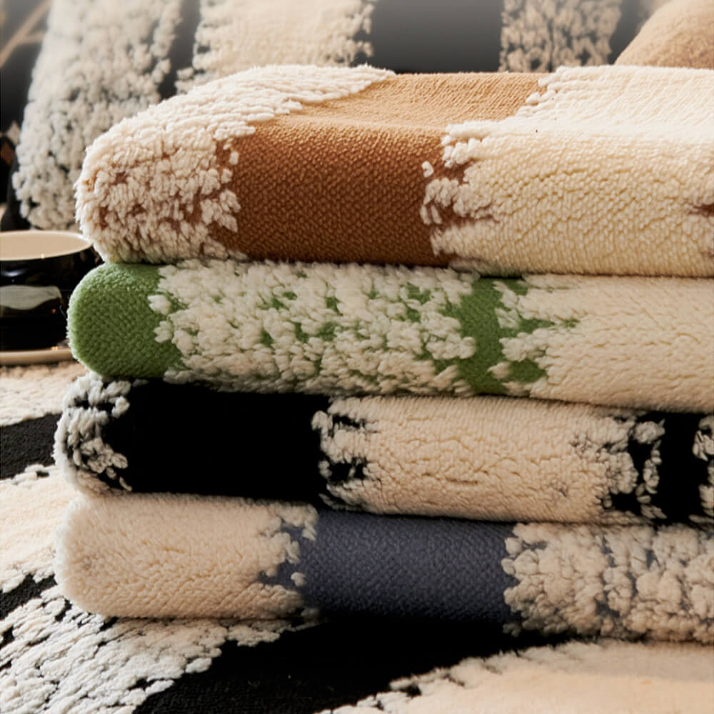 Cubierta de cojín engrosado de chenille de peluche rayado