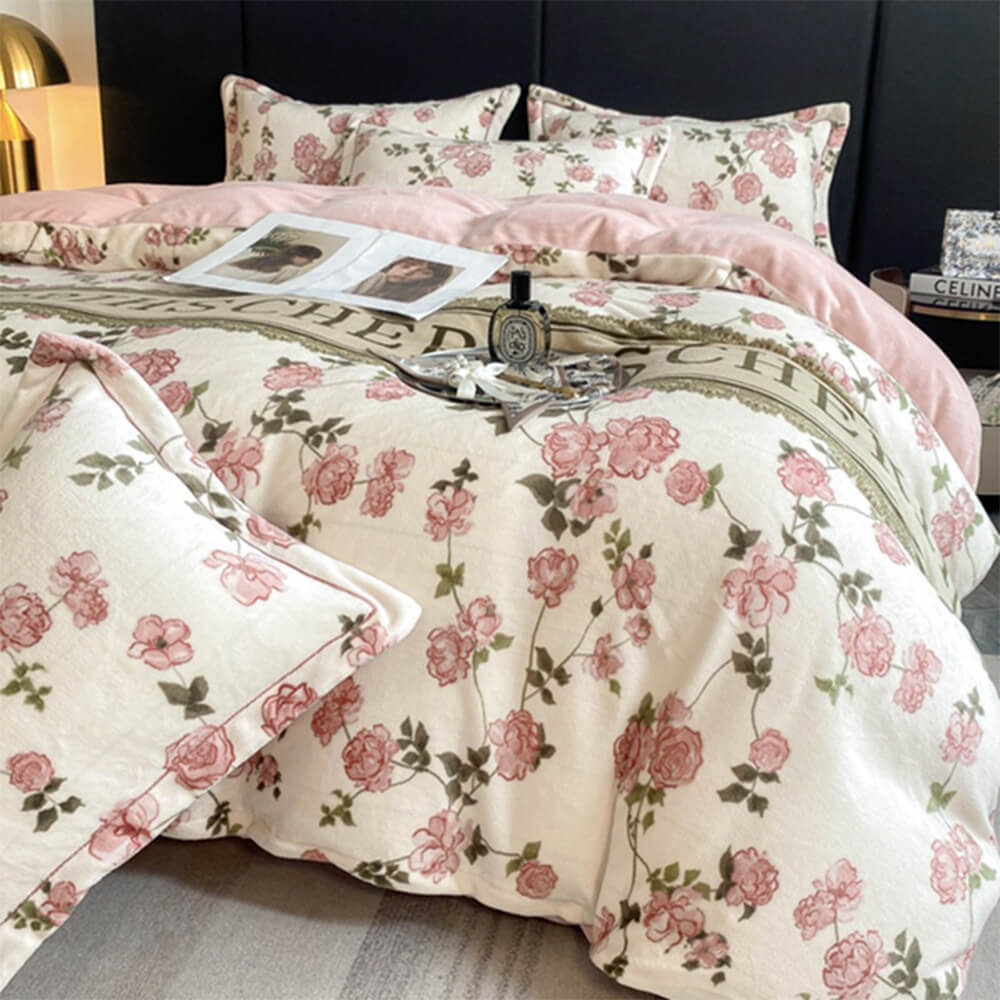 Elegant European Style Milk Velvet Anti-Static Warmth Bed Sheet Set