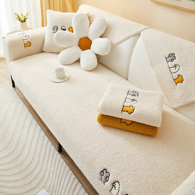 Lovely Cat's Paw Sherpa Fleece Anti-Slip Couch Coach