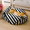 Trendiges, gestreiftes, polygonales, beruhigendes Sitzsack-Hundebett