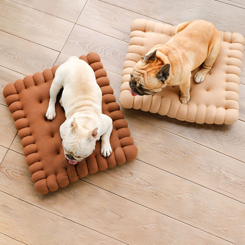 Biscuit Quilted Dog Bed - FUNNYFUZZY